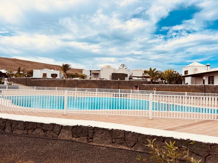 Villa Atienza 99 Playa Blanca  Exterior photo